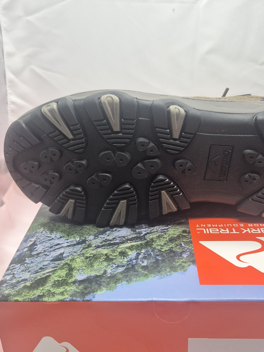 Ozark Trail Men's Brown Outdoor Hiking Shoes - Picture 3 of 5